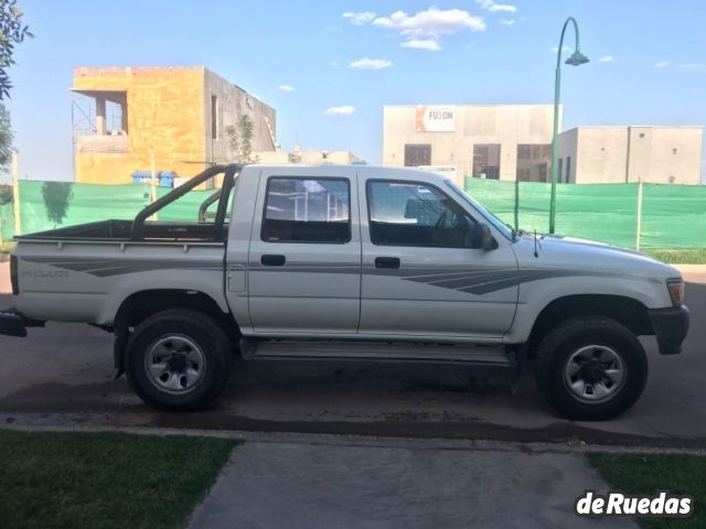 Toyota Hilux Usada en Mendoza, deRuedas