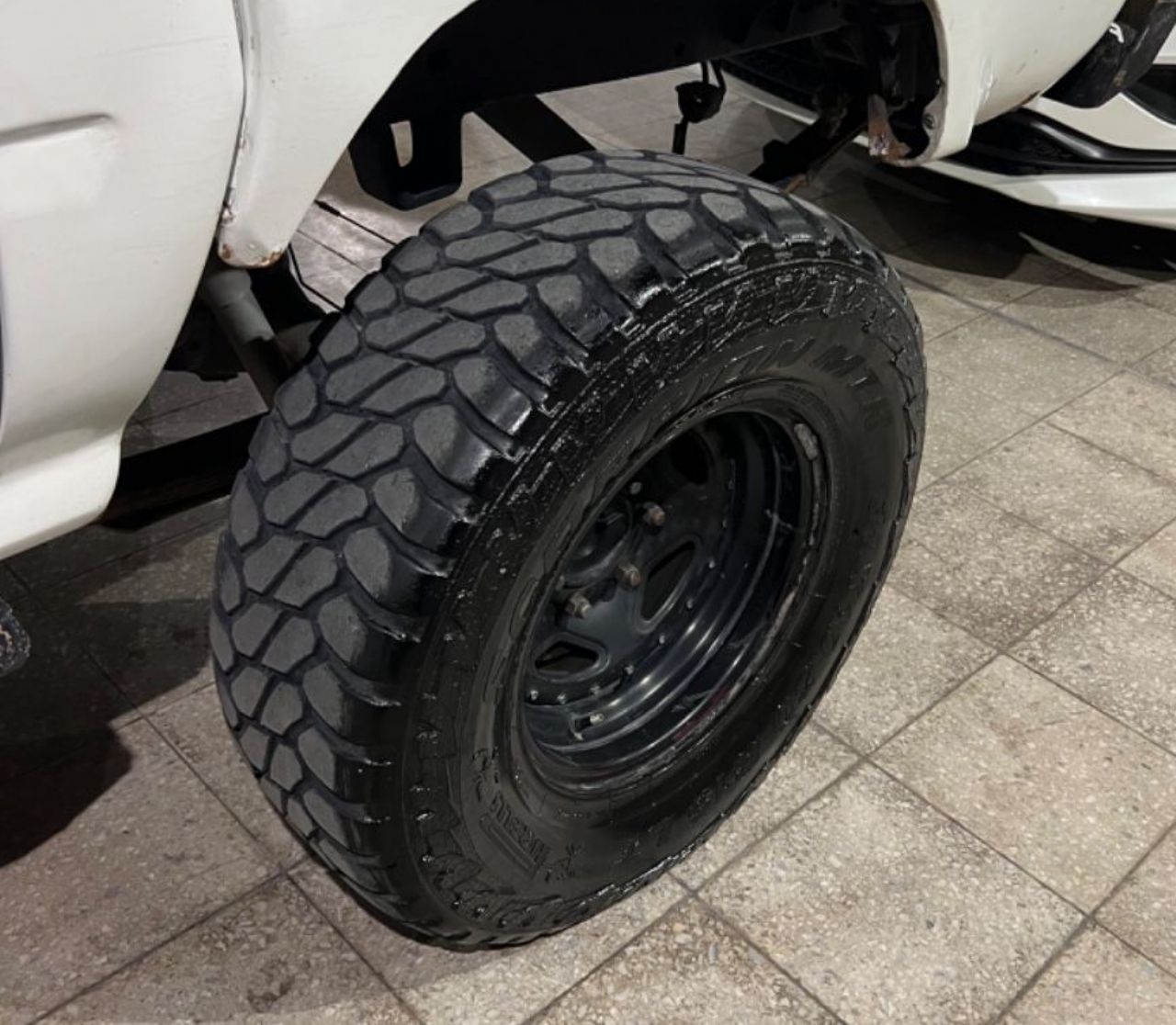 Toyota Hilux Usada en San Juan, deRuedas