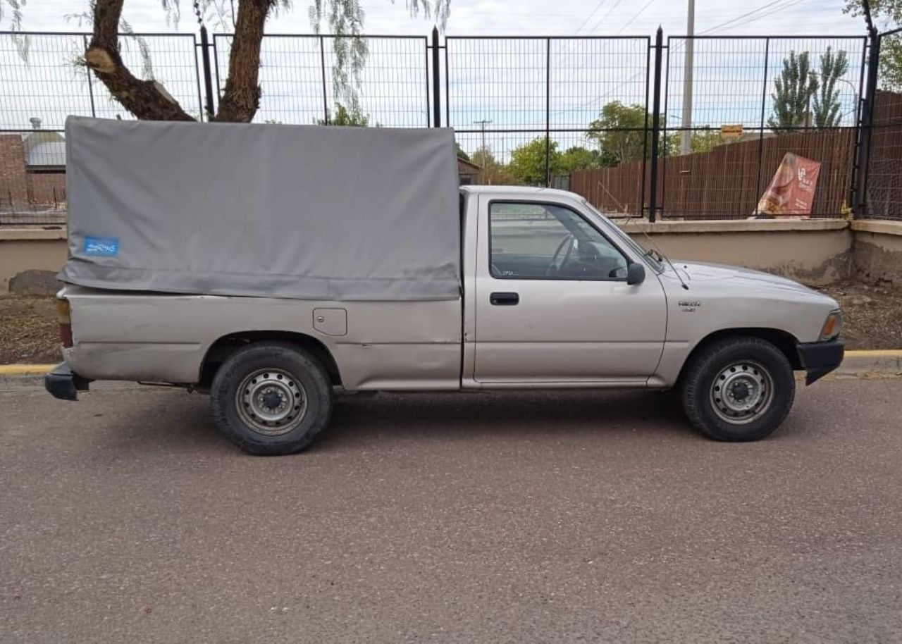 Toyota Hilux Usada en Mendoza, deRuedas