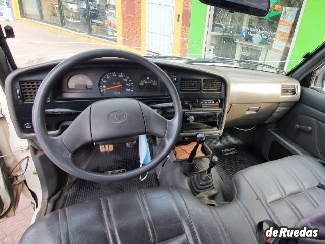 Toyota Hilux Usada en Mendoza, deRuedas