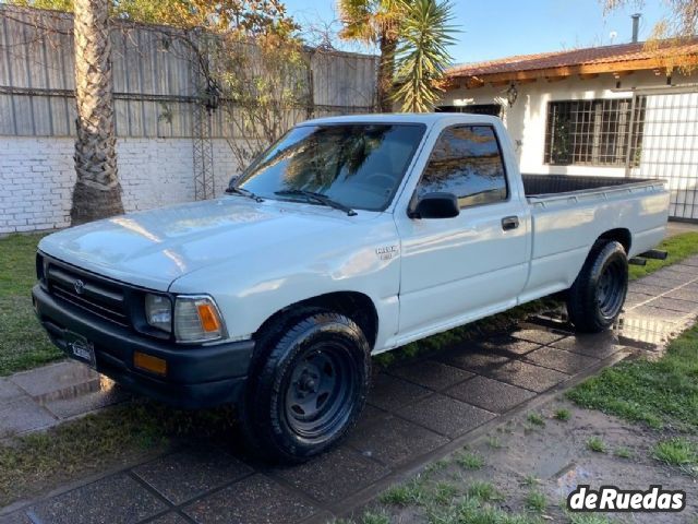 Toyota Hilux Usada en Mendoza, deRuedas
