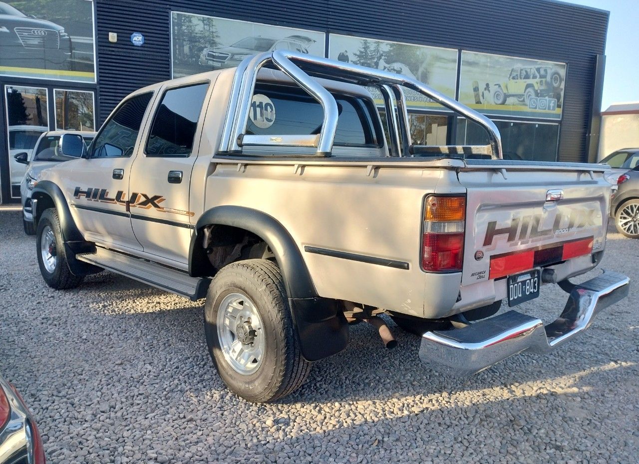 Toyota Hilux Usada en Córdoba, deRuedas