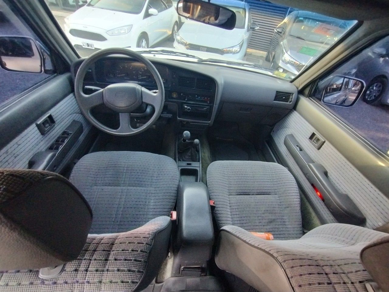 Toyota Hilux Usada en Córdoba, deRuedas