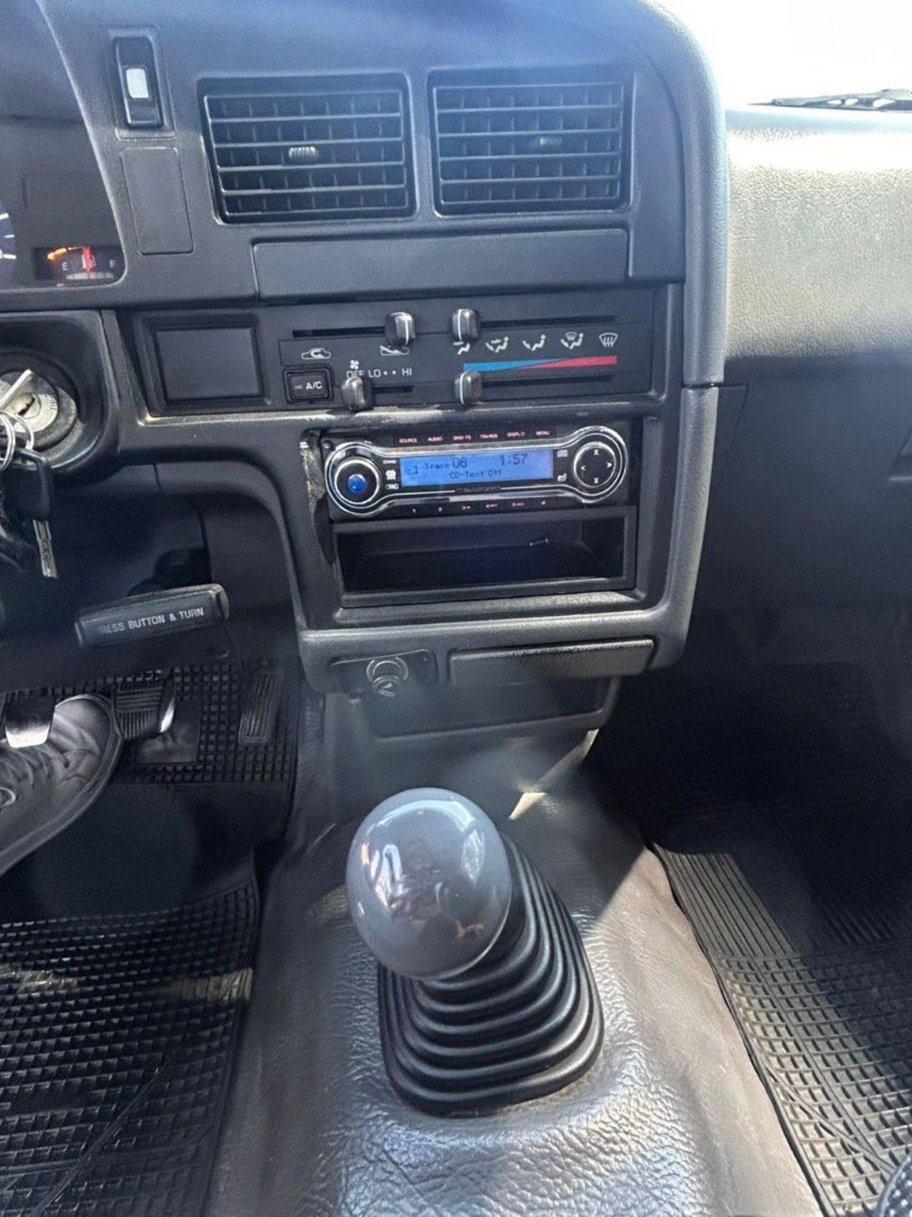 Toyota Hilux Usada en Córdoba, deRuedas