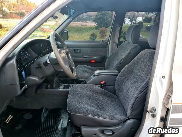 Toyota Hilux Usada en Mendoza, deRuedas