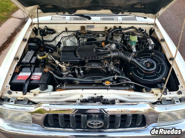 Toyota Hilux Usada en Mendoza, deRuedas