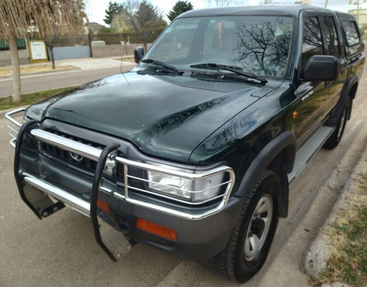 Toyota Hilux Usada en Mendoza, deRuedas