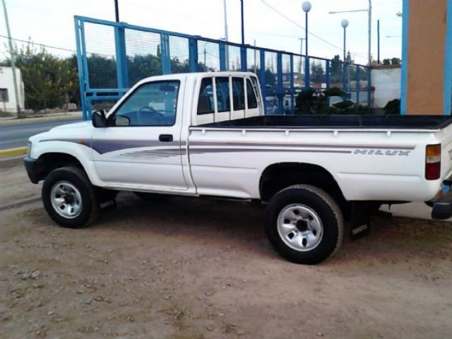 Toyota Hilux Usada en Mendoza, deRuedas