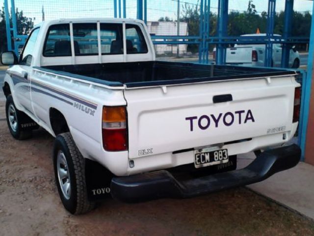 Toyota Hilux Usada en Mendoza, deRuedas