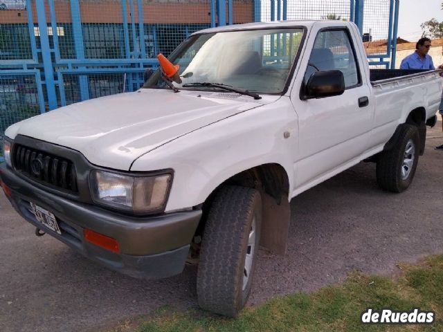 Toyota Hilux Usada en Mendoza, deRuedas