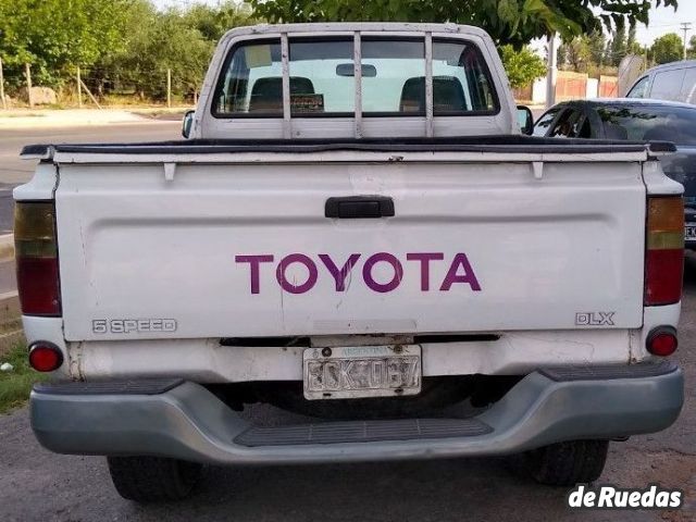 Toyota Hilux Usada en Mendoza, deRuedas