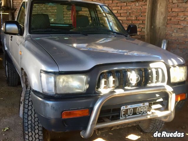 Toyota Hilux Usada en Mendoza, deRuedas