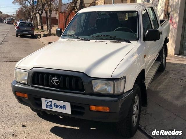 Toyota Hilux Usada en Mendoza, deRuedas