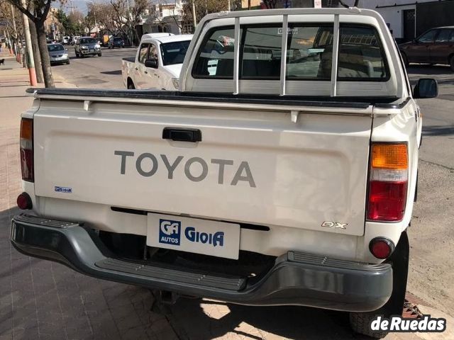 Toyota Hilux Usada en Mendoza, deRuedas