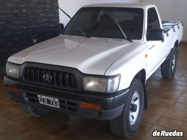 Toyota Hilux Usada en Mendoza, deRuedas