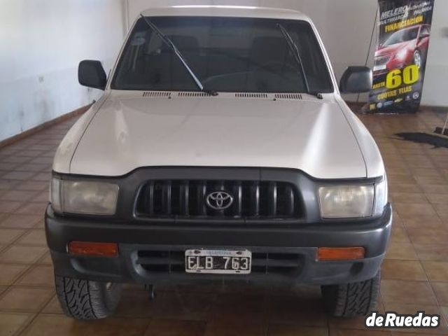 Toyota Hilux Usada en Mendoza, deRuedas