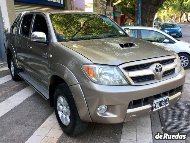 Toyota Hilux Usada en Mendoza, deRuedas