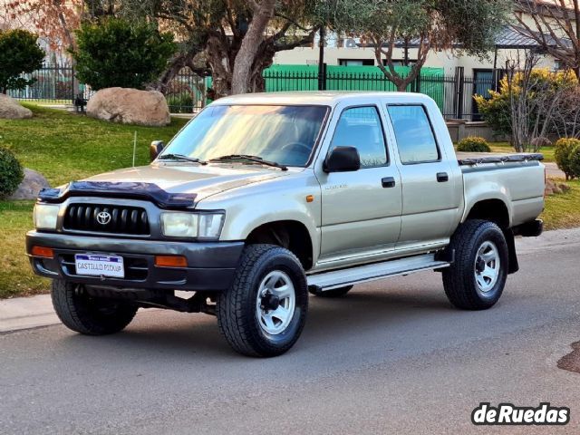 Toyota Hilux Usada en Mendoza, deRuedas