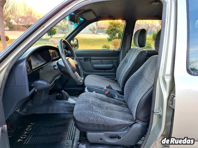 Toyota Hilux Usada en Mendoza, deRuedas