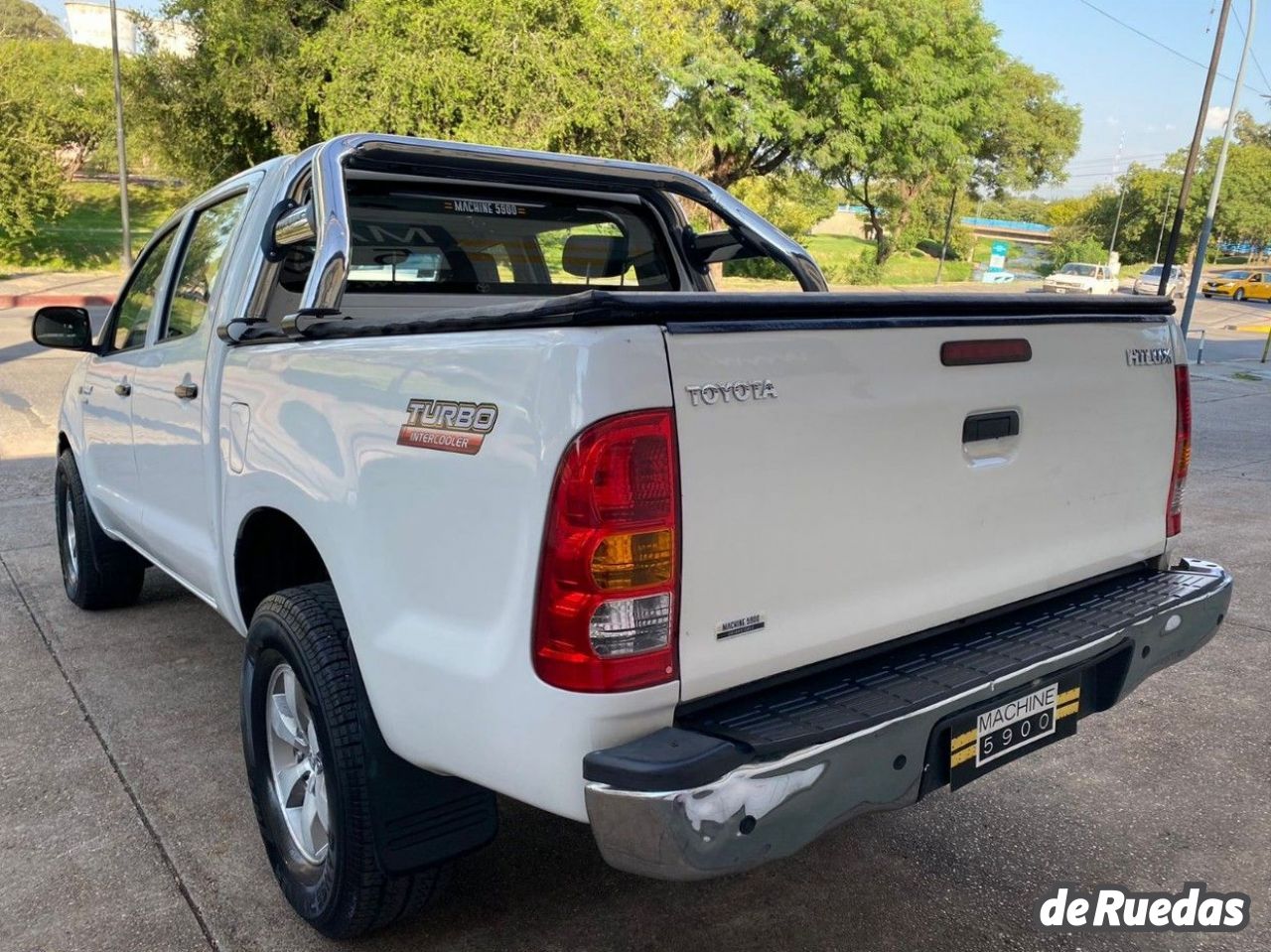 Toyota Hilux Usada en Córdoba, deRuedas