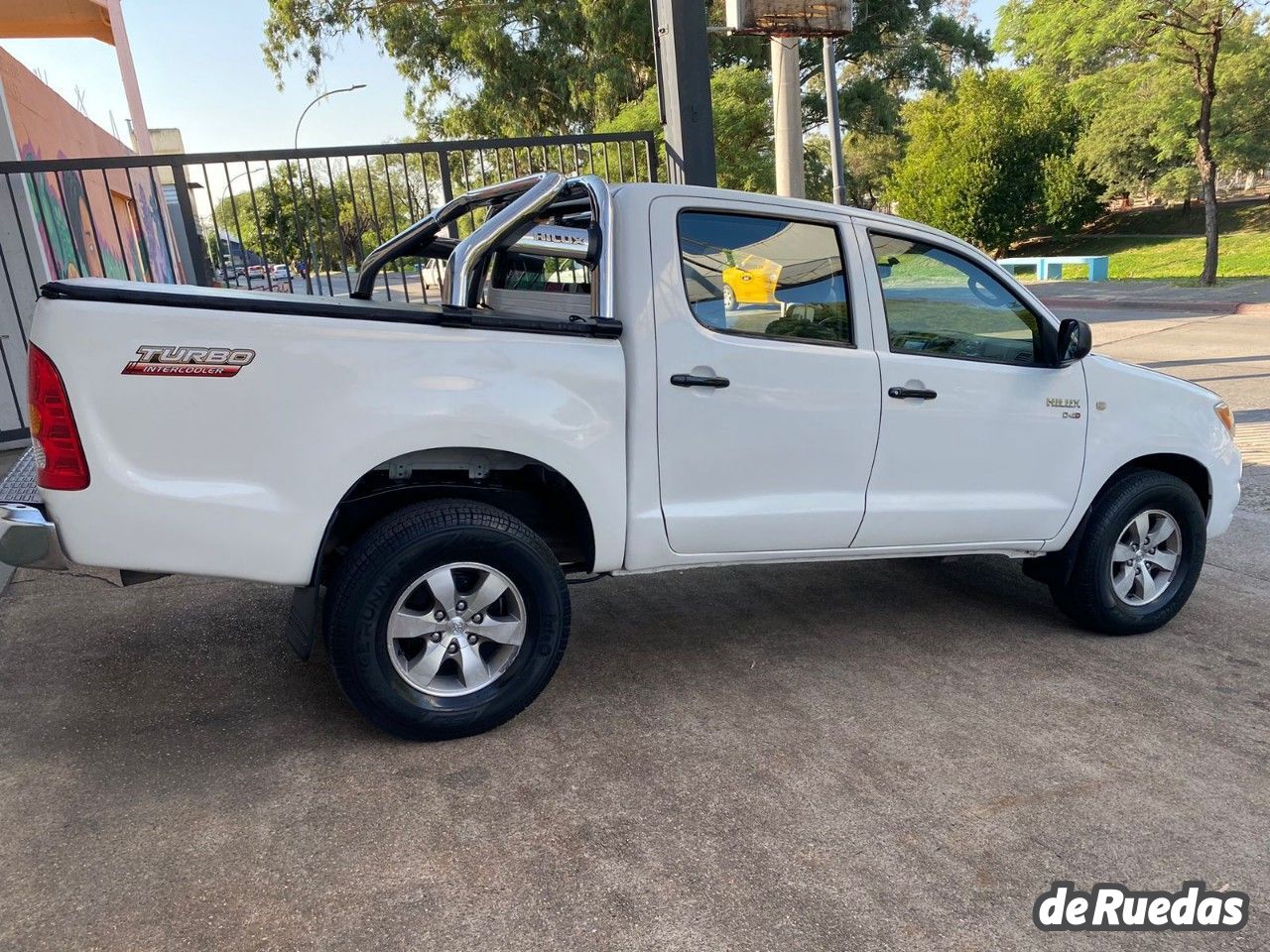 Toyota Hilux Usada en Córdoba, deRuedas