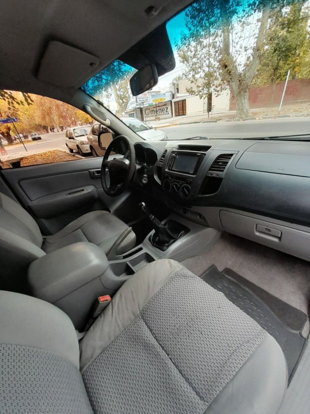 Toyota Hilux Usada en Mendoza, deRuedas