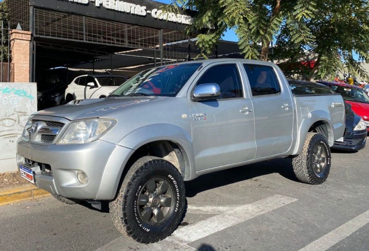 Toyota Hilux Usada Financiado en San Juan, deRuedas