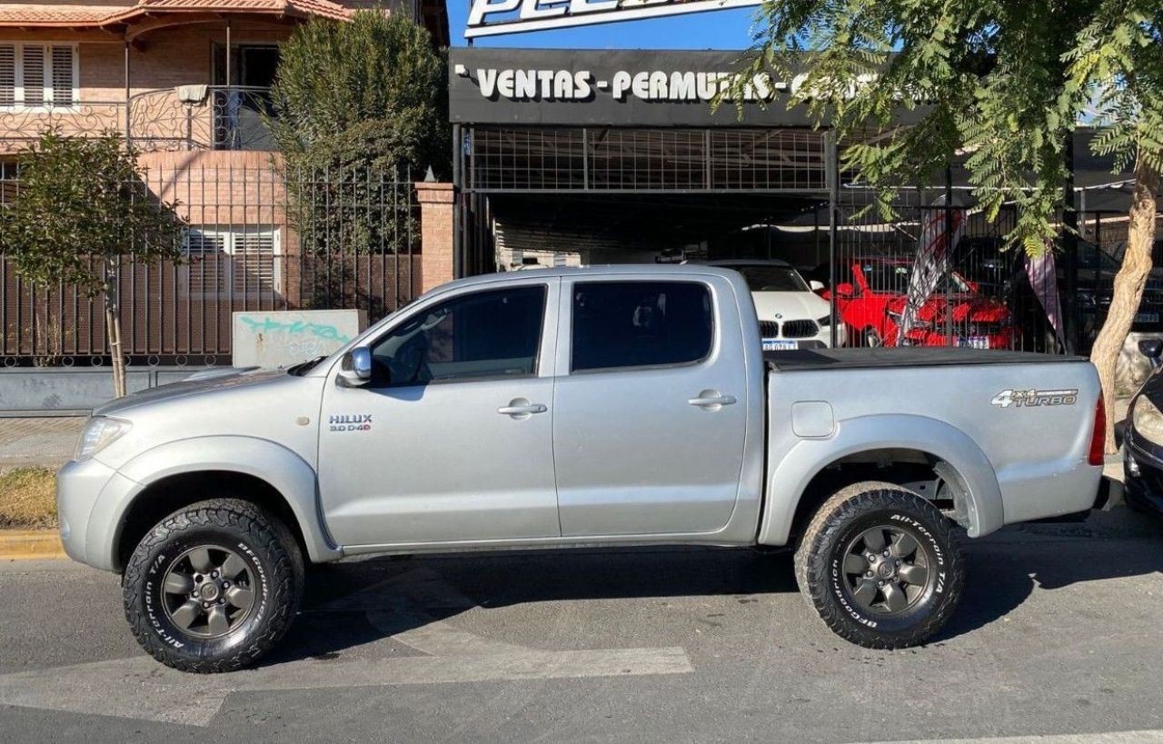 Toyota Hilux Usada Financiado en San Juan, deRuedas