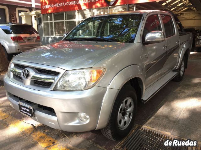 Toyota Hilux Usada en Mendoza, deRuedas