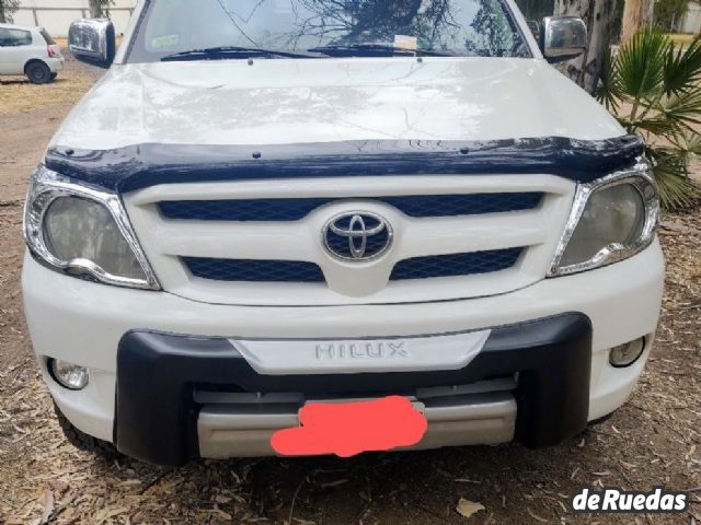 Toyota Hilux Usada en Mendoza, deRuedas
