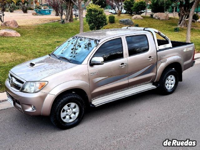 Toyota Hilux Usada en Mendoza, deRuedas