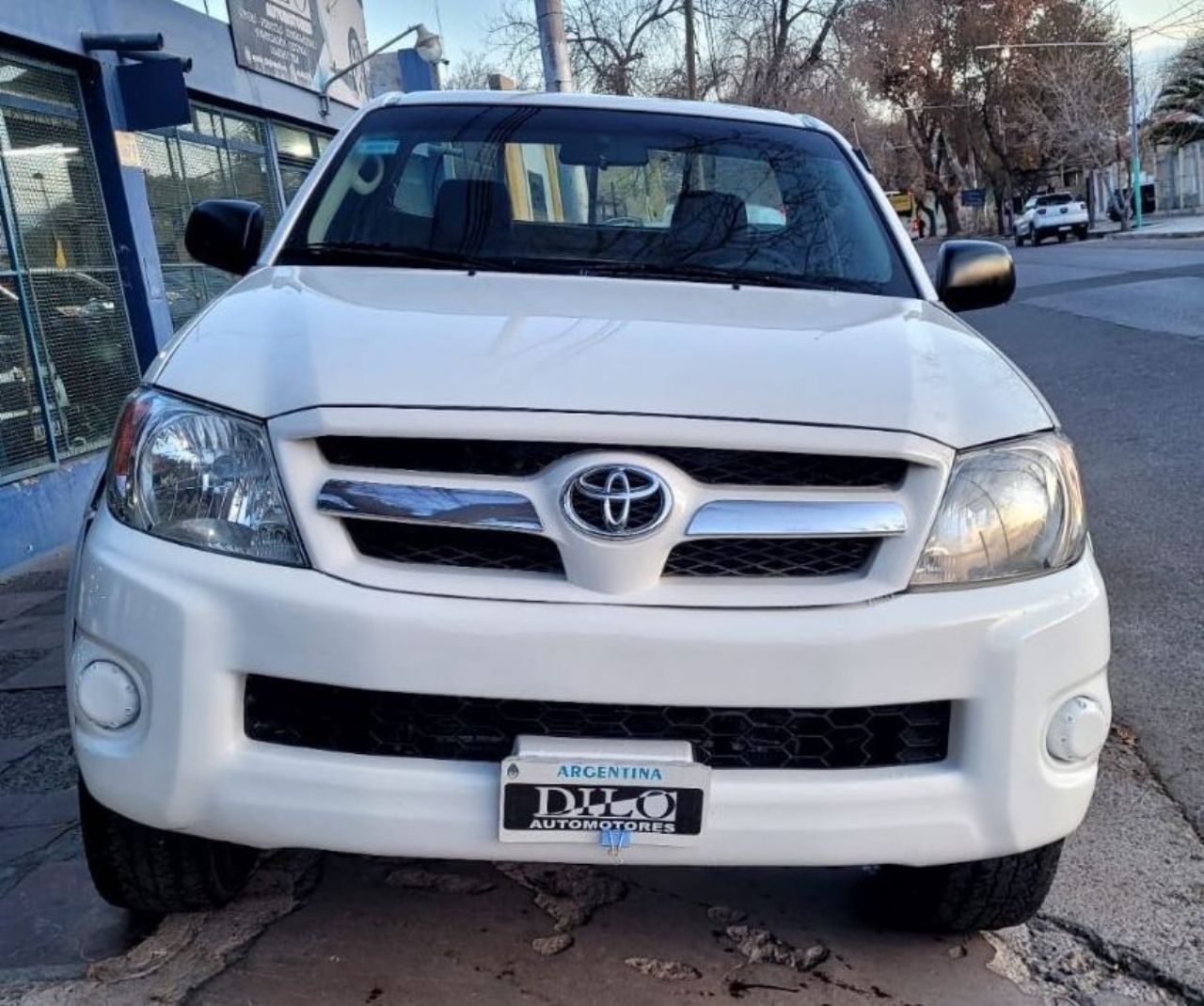 Toyota Hilux Usada en Mendoza, deRuedas