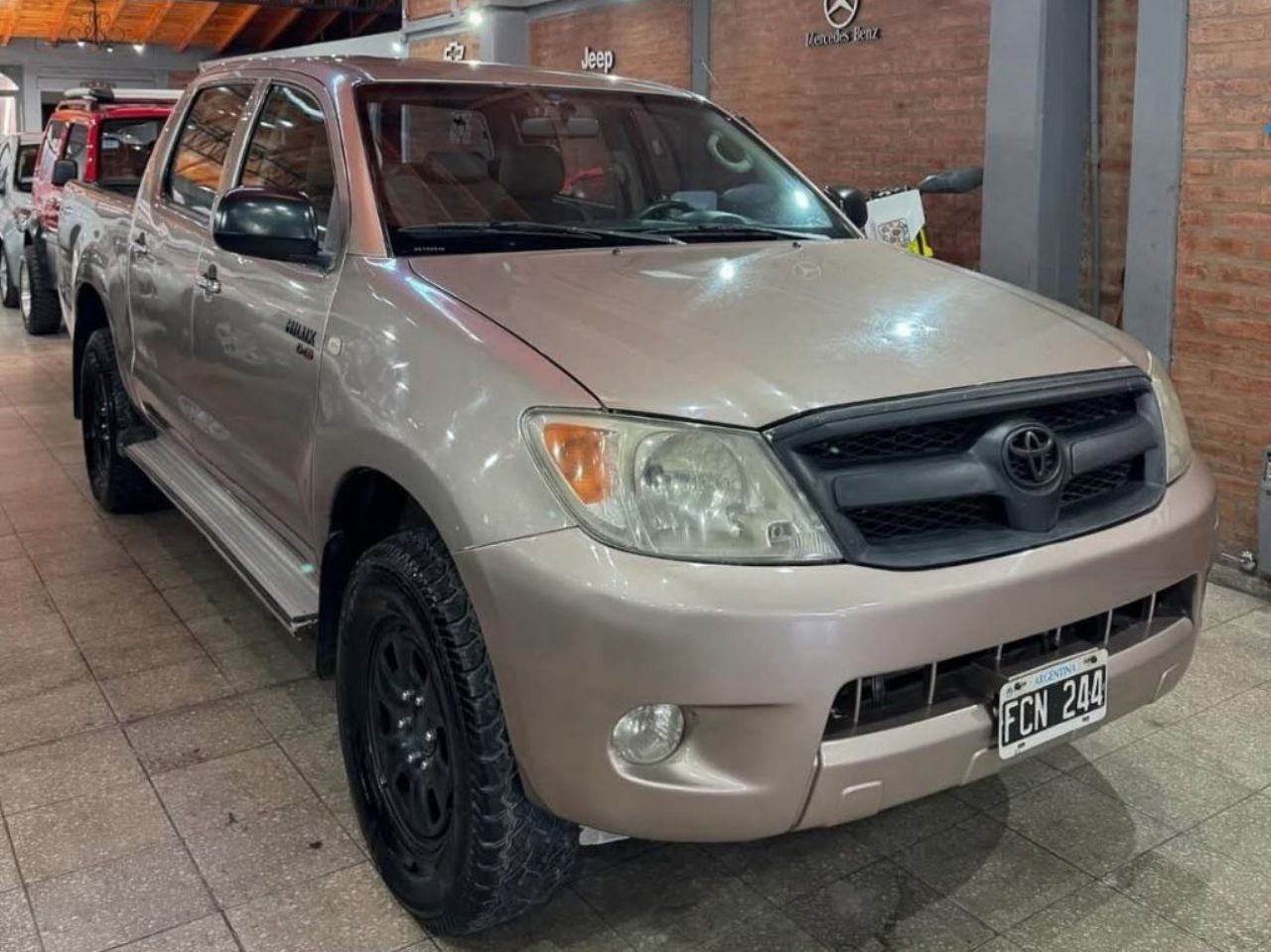Toyota Hilux Usada en San Juan, deRuedas
