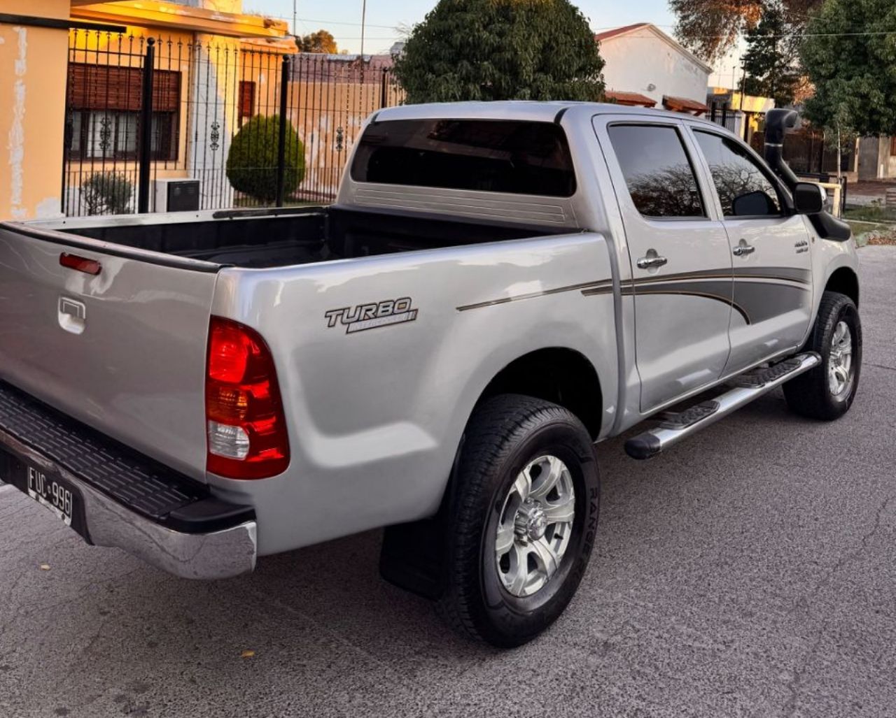 Toyota Hilux Usada en Mendoza, deRuedas