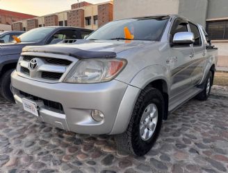 Toyota Hilux Usada en Mendoza Financiado