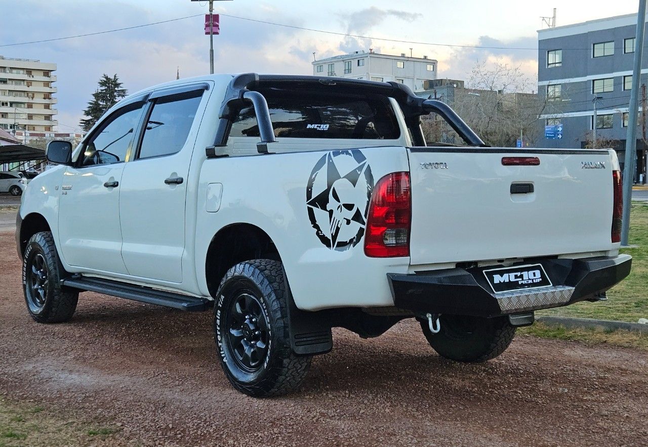 Toyota Hilux Usada en Mendoza, deRuedas