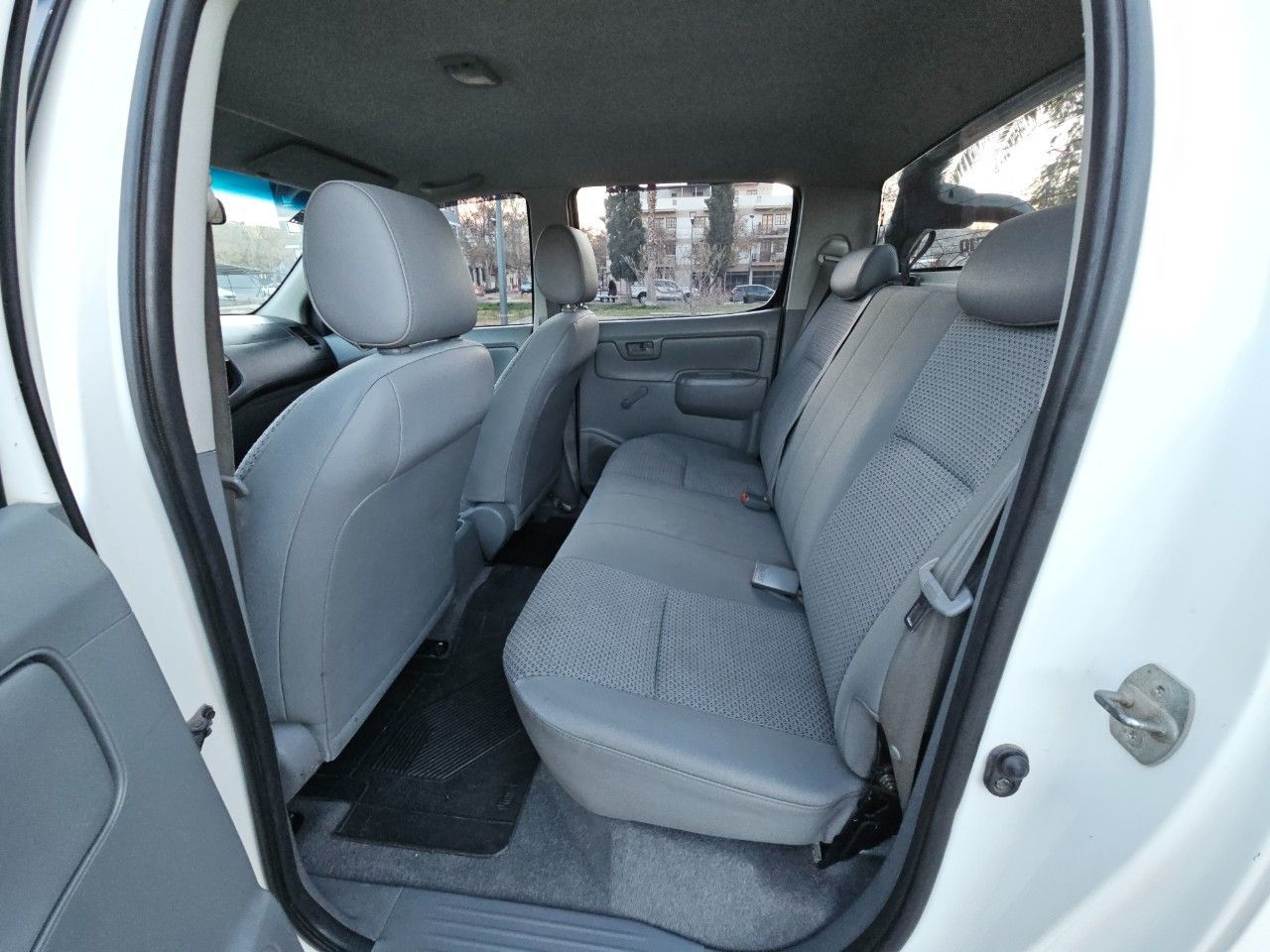Toyota Hilux Usada en Mendoza, deRuedas