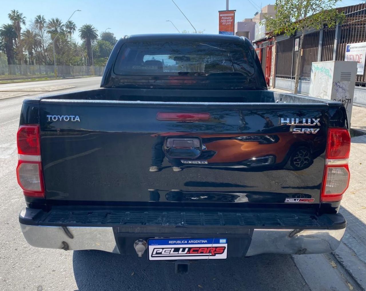 Toyota Hilux Usada en San Juan, deRuedas