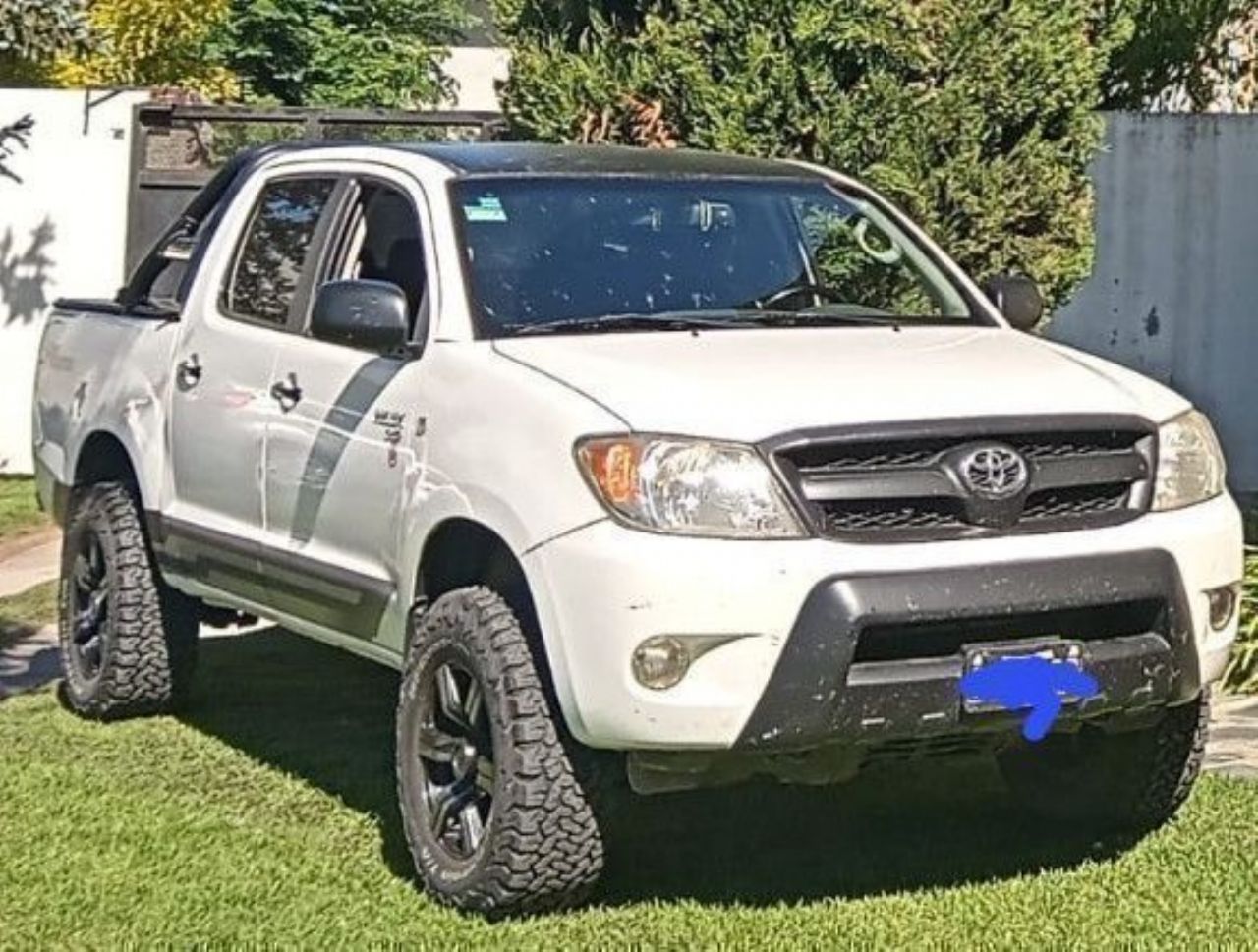 Toyota Hilux Usada en Mendoza, deRuedas