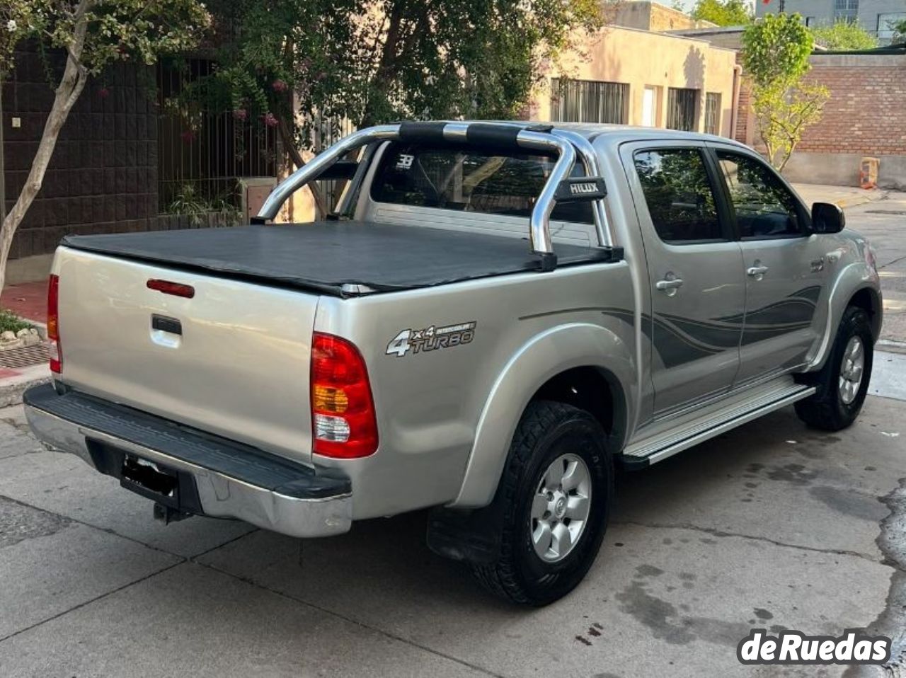 Toyota Hilux Usada en Mendoza, deRuedas