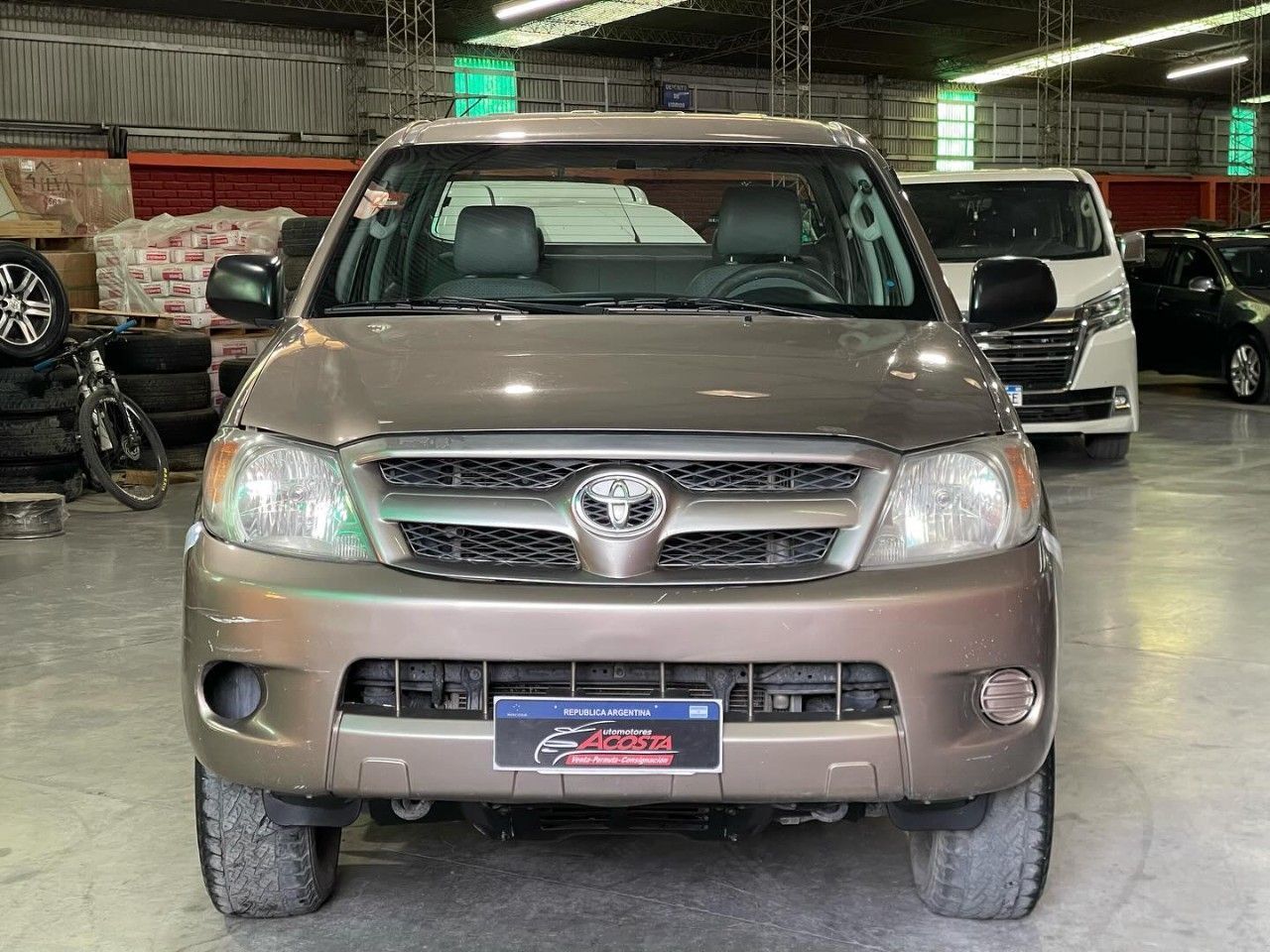Toyota Hilux Usada en San Juan, deRuedas