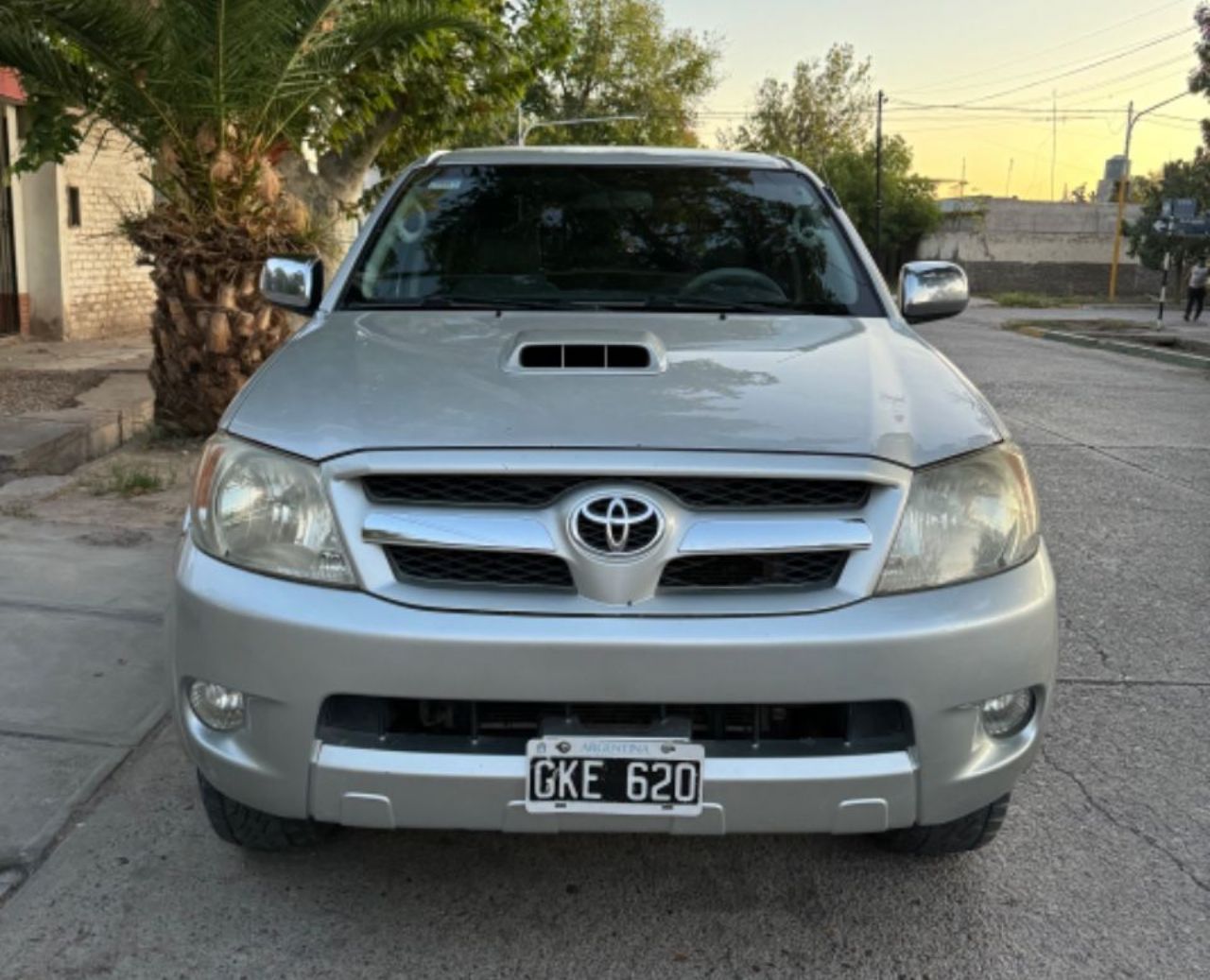 Toyota Hilux Usada en Mendoza, deRuedas