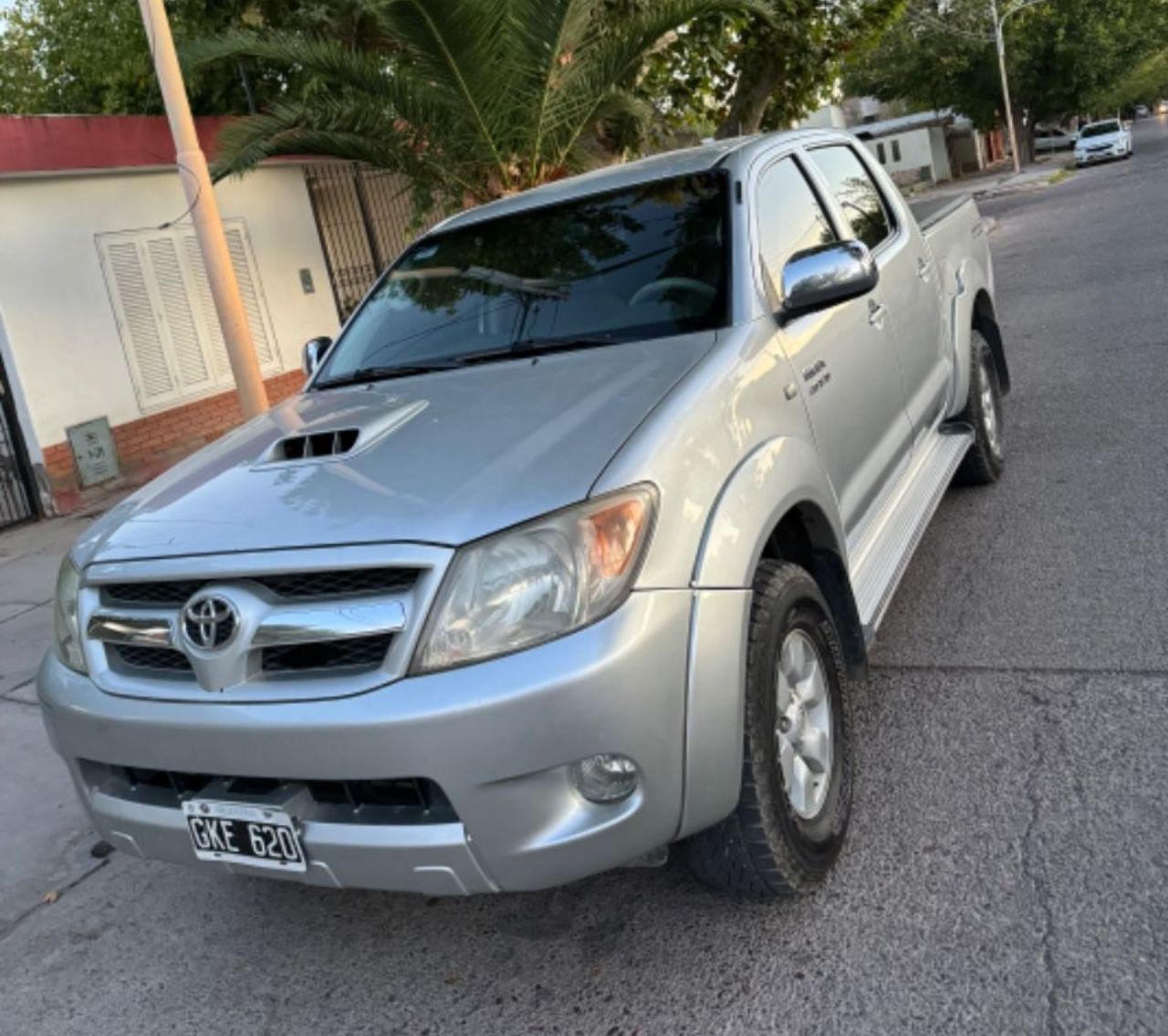 Toyota Hilux Usada en Mendoza, deRuedas