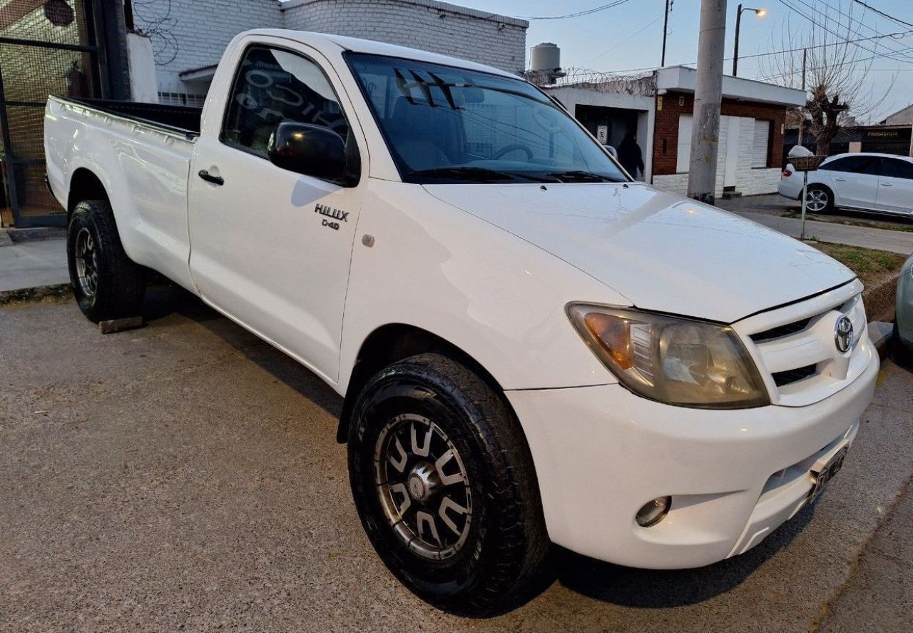 Toyota Hilux Usada en Mendoza, deRuedas