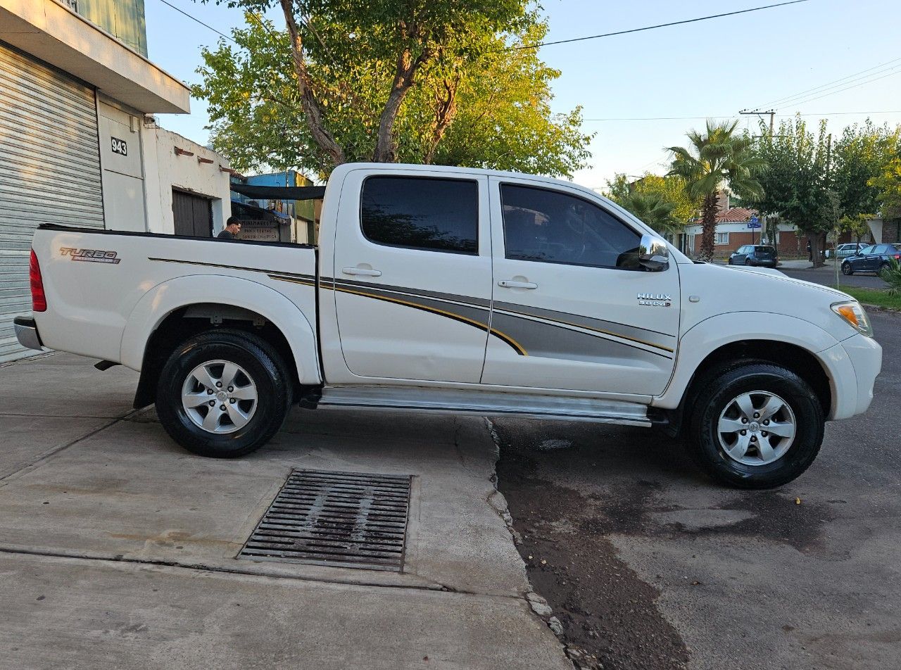 Toyota Hilux Usada Financiado en Mendoza, deRuedas