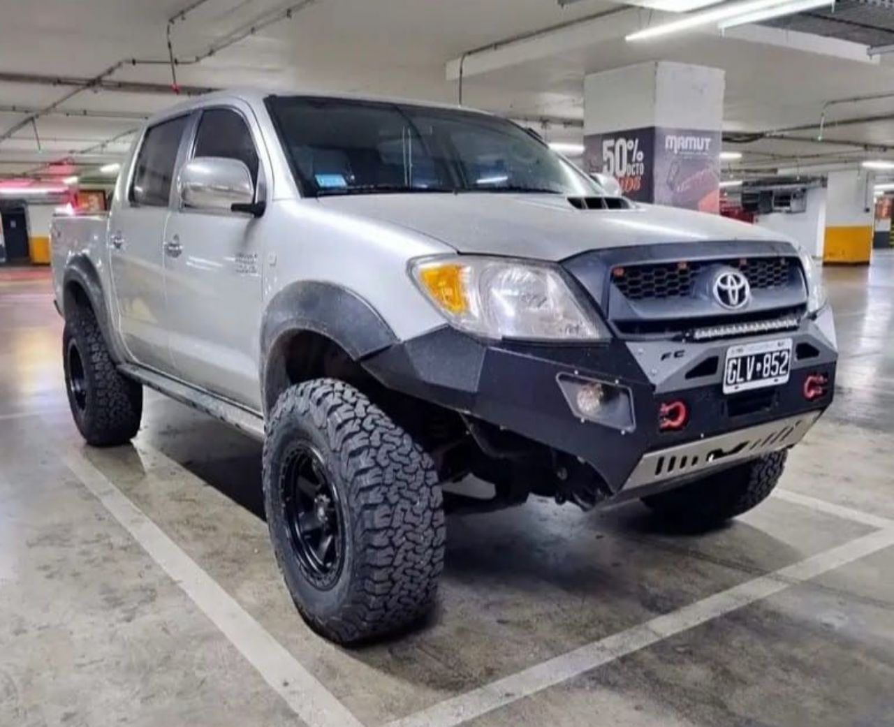 Toyota Hilux Usada en San Juan, deRuedas