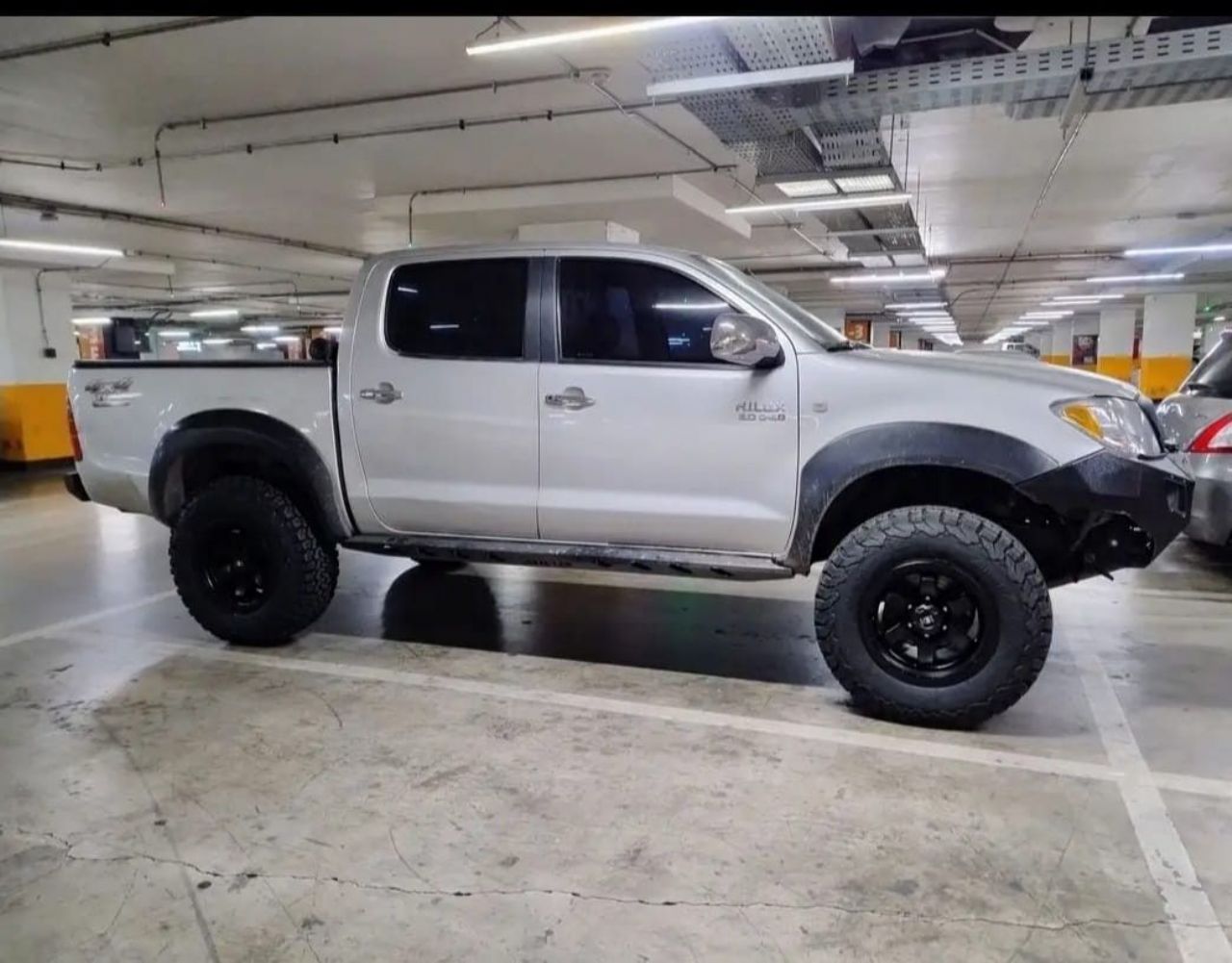 Toyota Hilux Usada en San Juan, deRuedas