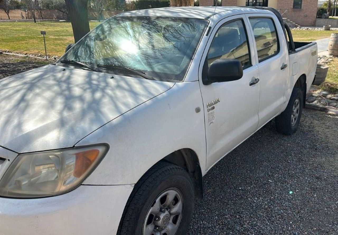 Toyota Hilux Usada en Mendoza, deRuedas