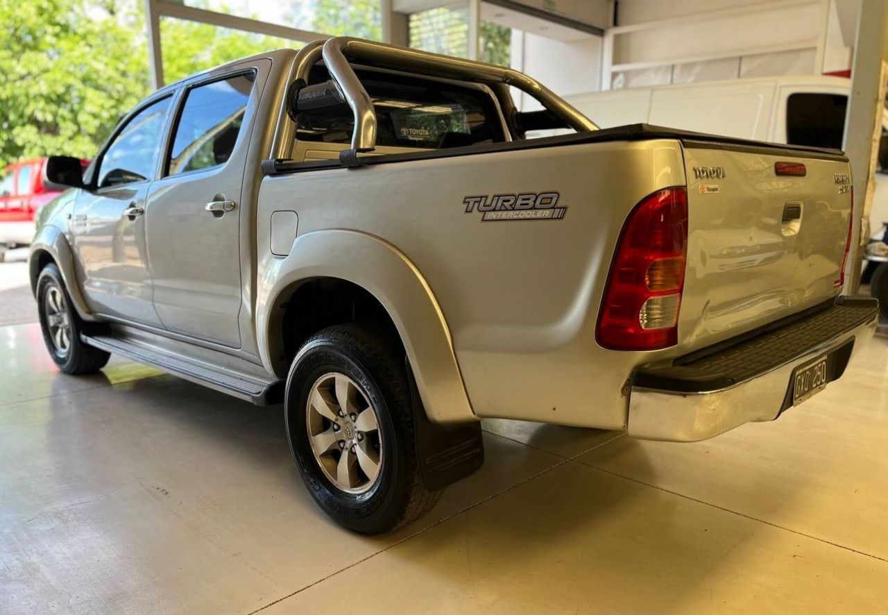 Toyota Hilux Usada en Mendoza, deRuedas
