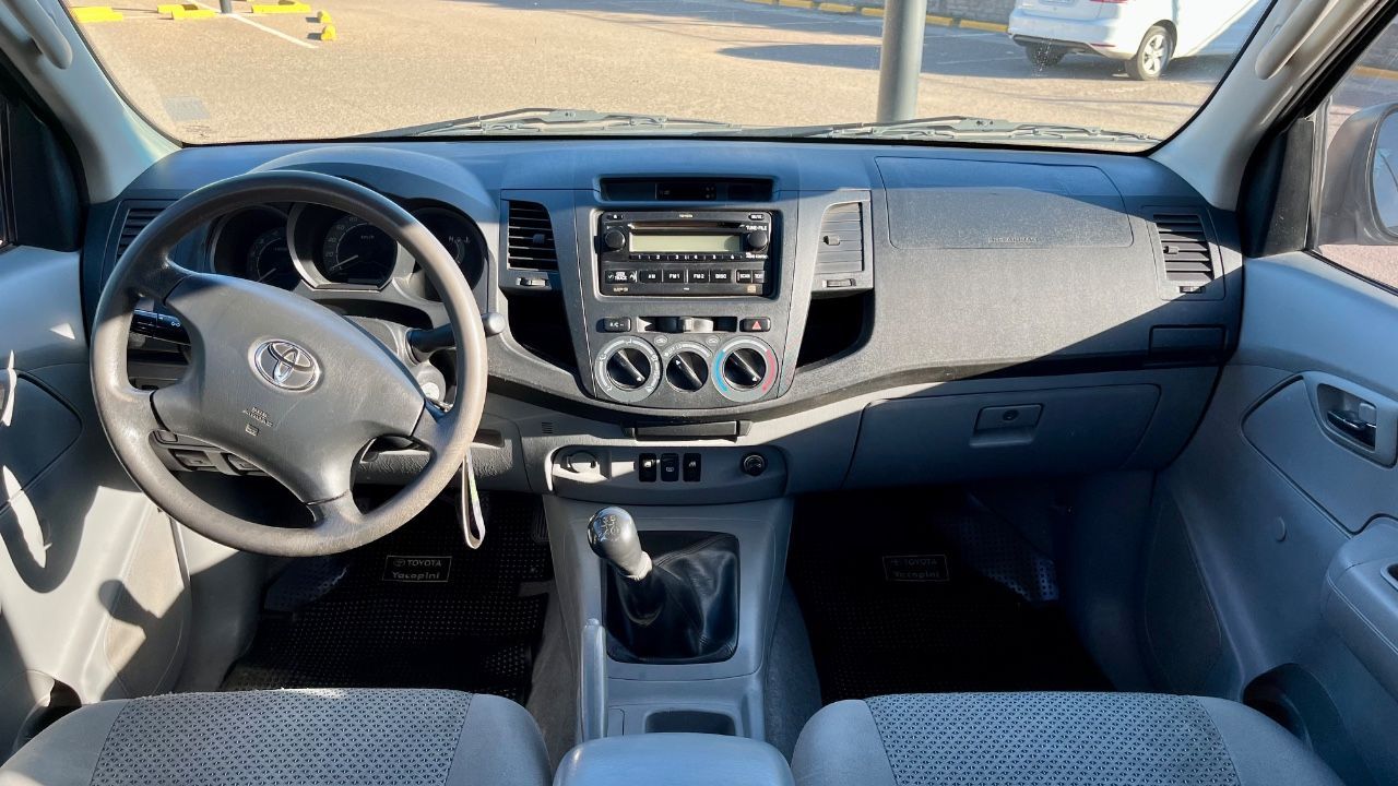 Toyota Hilux Usada en Mendoza, deRuedas